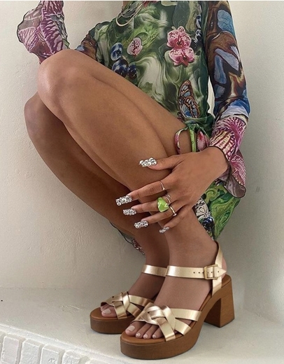 Εικόνα της Δερμάτινα πέδιλα Ελληνικής κατασκευής με σχέδιο πλέξης Χαλκός