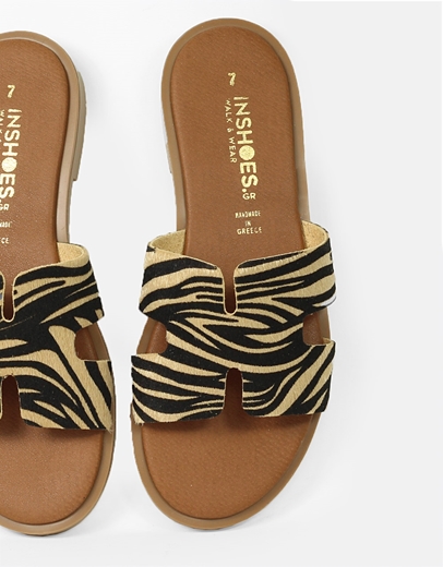 Εικόνα της Δερμάτινα σανδάλια Ελληνικής κατασκευής με ανοίγματα Ζέμπρα