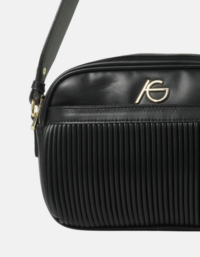 Εικόνα της Χειροποίητη γυναικεία τσάντα ώμου με ριπ μοτίβο Μαύρο