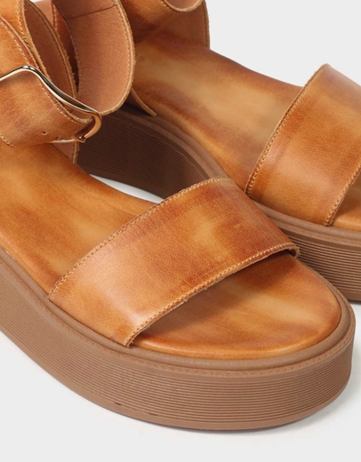 Εικόνα της Δερμάτινα flatforms Ελληνικής κατασκευής με μπαρέτα Ταμπά