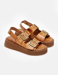 Εικόνα από Δερμάτινα σανδάλια flatforms με μεταλλικούς τοκάδες Ταμπά