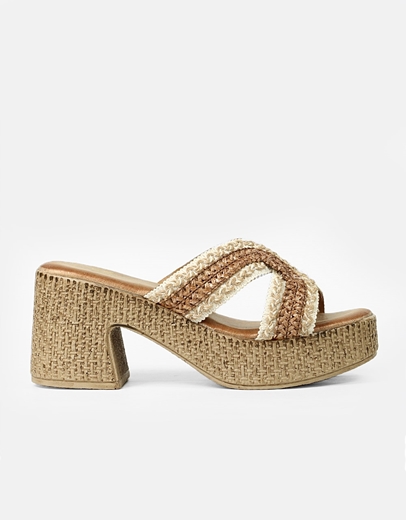 Εικόνα της Boho mules με χιαστί σχέδιο και ραφές Καφέ