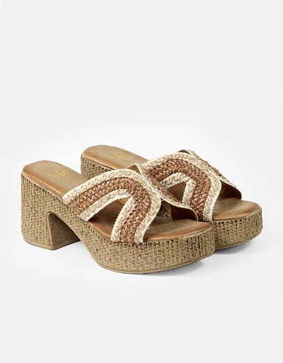 Εικόνα της Boho mules με χιαστί σχέδιο και ραφές Καφέ