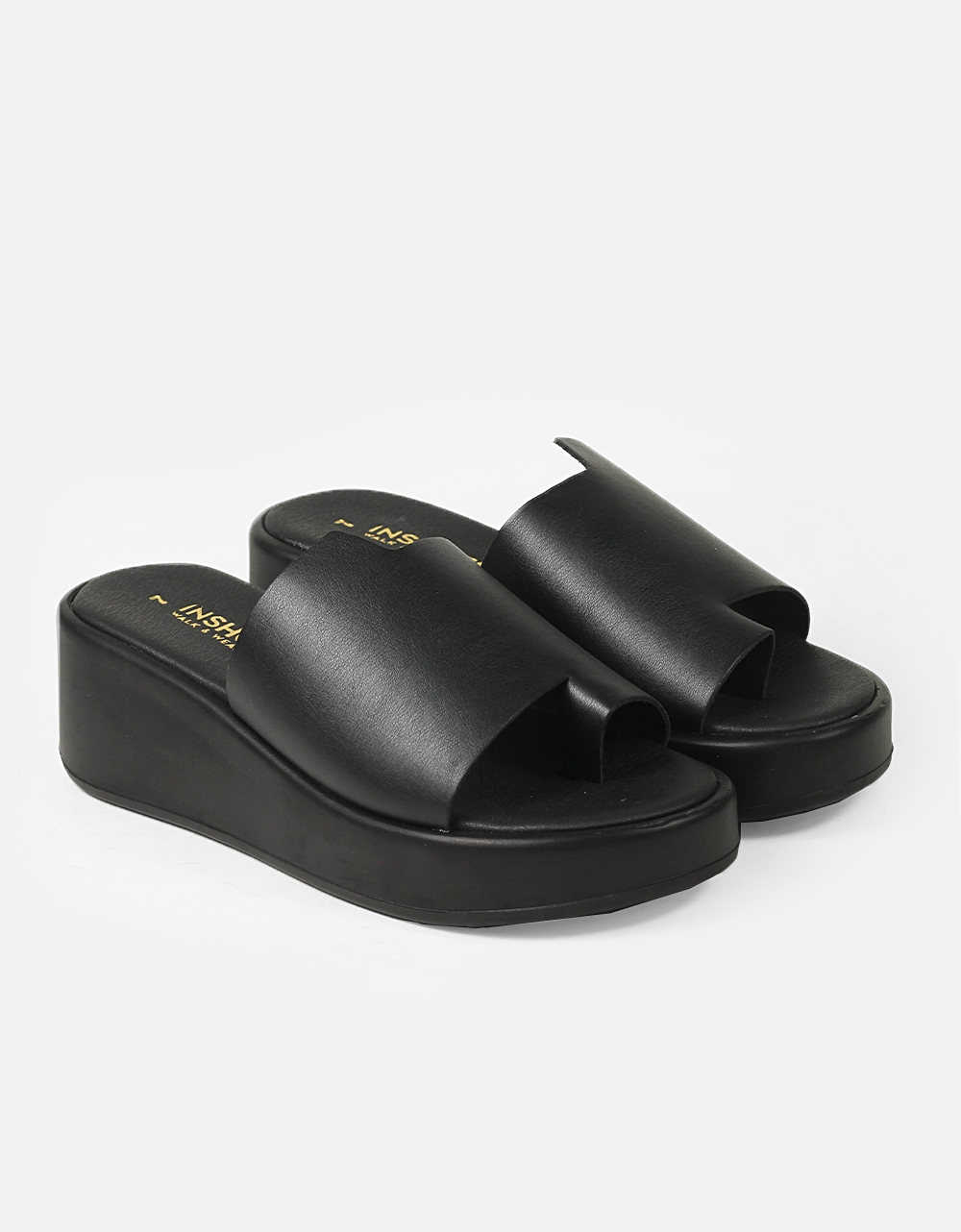 Εικόνα από Δερμάτινα σανδάλια με φαρδιά φάσα Ελληνικής κατασκευής Μαύρο