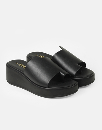 Εικόνα της Δερμάτινα σανδάλια με φαρδιά φάσα Ελληνικής κατασκευής Μαύρο