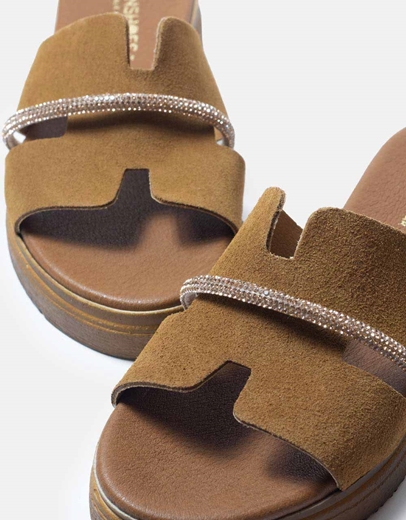 Εικόνα της Δερμάτινα flatforms Ελληνικής κατασκευής  με strass Ταμπά