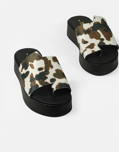 Εικόνα της Δερμάτινα σανδάλια Ελληνικής κατασκευής με φάσα και toe ring Cow