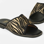 Εικόνα από Δερμάτινα σανδάλια Ελληνικής κατασκευής με φάσα animal print Μαύρο
