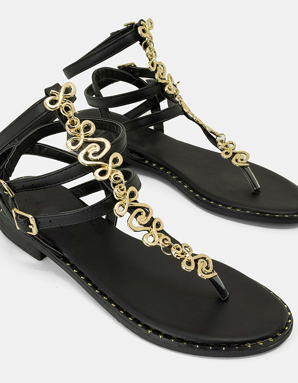 Εικόνα από Δερμάτινα φλατ σανδάλια Ελληνικής Κατασκευής με μεταλλικό στοιχείο Μαύρο