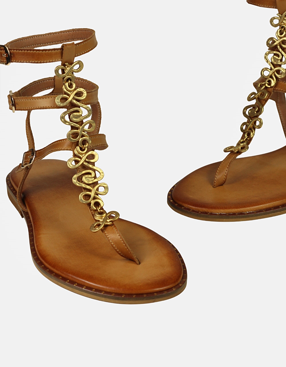 Εικόνα από Δερμάτινα φλατ σανδάλια Ελληνικής Κατασκευής με μεταλλικό στοιχείο Ταμπά