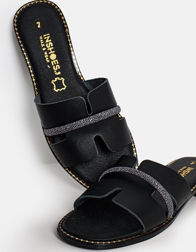 Εικόνα της Δερμάτινα σανδάλια Ελληνικής κατασκευής διακοσμημένα με strass Μαύρο