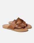 Εικόνα από Σανδάλια flat Ελληνικής κατασκευής toe ring και ιδιαίτερο σχέδιο Ταμπά