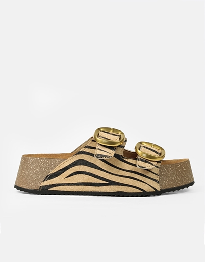 Εικόνα της Δερμάτινα Σανδάλια Animal print Ελληνικής κατασκευής Ζέμπρα