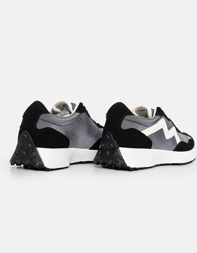 Εικόνα της Γυναικεία sneakers με συνδυασμούς χρωμάτων Μαύρο