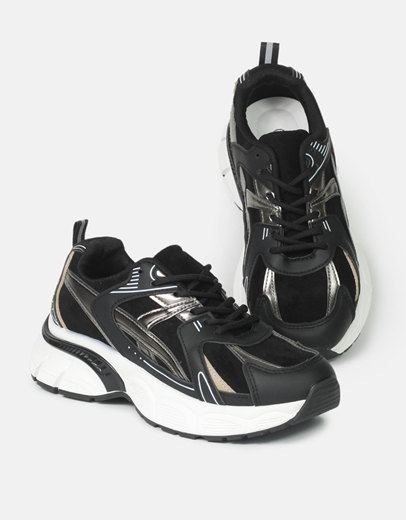 Εικόνα της Γυναικεία sneakers με διπλή σόλα και συνδυασμό υλικών Μαύρο