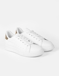 Εικόνα από Basic γυναικεία sneakers με χρωματιστή λεπτομέρια Λευκό/Σαμπανί