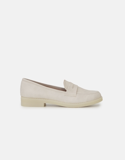 Εικόνα της Loafers μονόχρωμα Ελληνικής Κατασκευής με λεπτομέρεια στη φάσα Πάγου