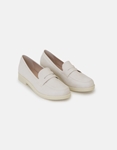 Εικόνα από Loafers μονόχρωμα Ελληνικής Κατασκευής με λεπτομέρεια στη φάσα Πάγου