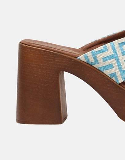 Εικόνα της Mules Ελληνικής κατασκευής με μοτίβο μαιάνδρου Σιέλ