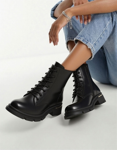 Εικόνα της Γυναικεία αρβυλάκια με μεταλλική λεπτομέρια Μαύρο