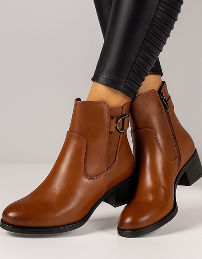 Εικόνα της Γυναικεία μποτάκια με τετράγωνο χαμηλό τακούνι Ταμπά