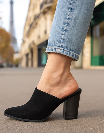 Εικόνα της Δερμάτινα cowboy mules Ελληνικής κατασκευής σε μυτερή γραμμή Μαύρο