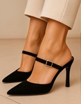 Εικόνα από Δερμάτινα suede mules Ελληνικής κατασκευής σε μυτερή γραμμή Μαύρο