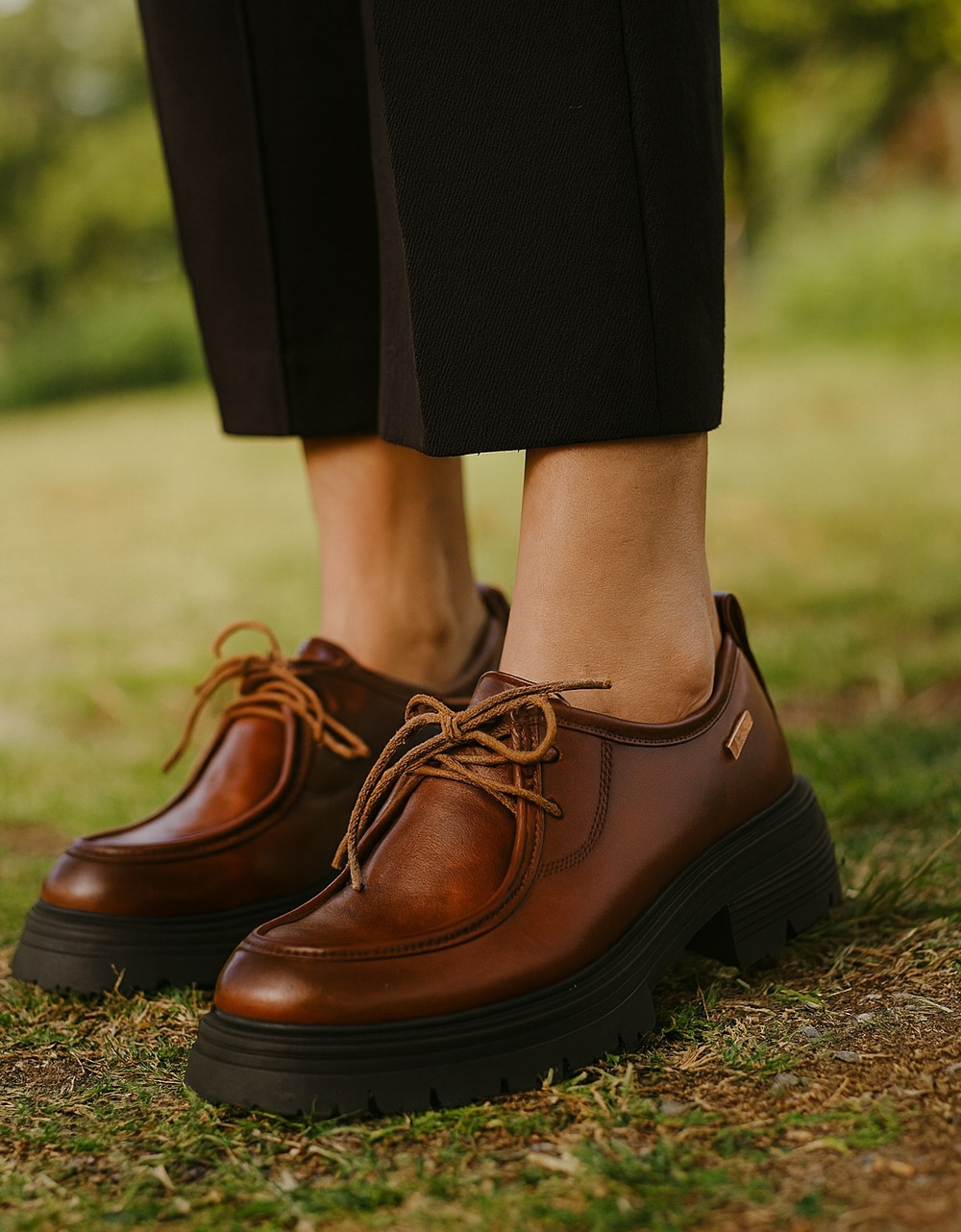 Εικόνα από Γυναικεία loafers με τρακτερωτή σόλα Ταμπά