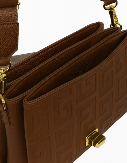 Εικόνα της Χειροποίητη τσάντα ώμου με μαίανδρο και μεταλλικό κούμπωμα S Καφέ