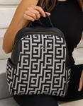 Εικόνα από Χειροποίητο σακίδιο πλάτης με μαίανδρο και συνδιασμό υλικών Μαύρο/Λευκό