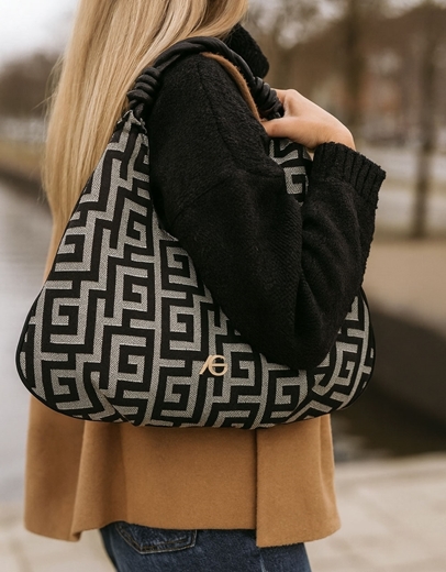 Εικόνα της Xειροποίητη τσάντα χειρός με μαίανδρο με ιδιαίτερο σχέδιο S Μαύρο/Λευκό