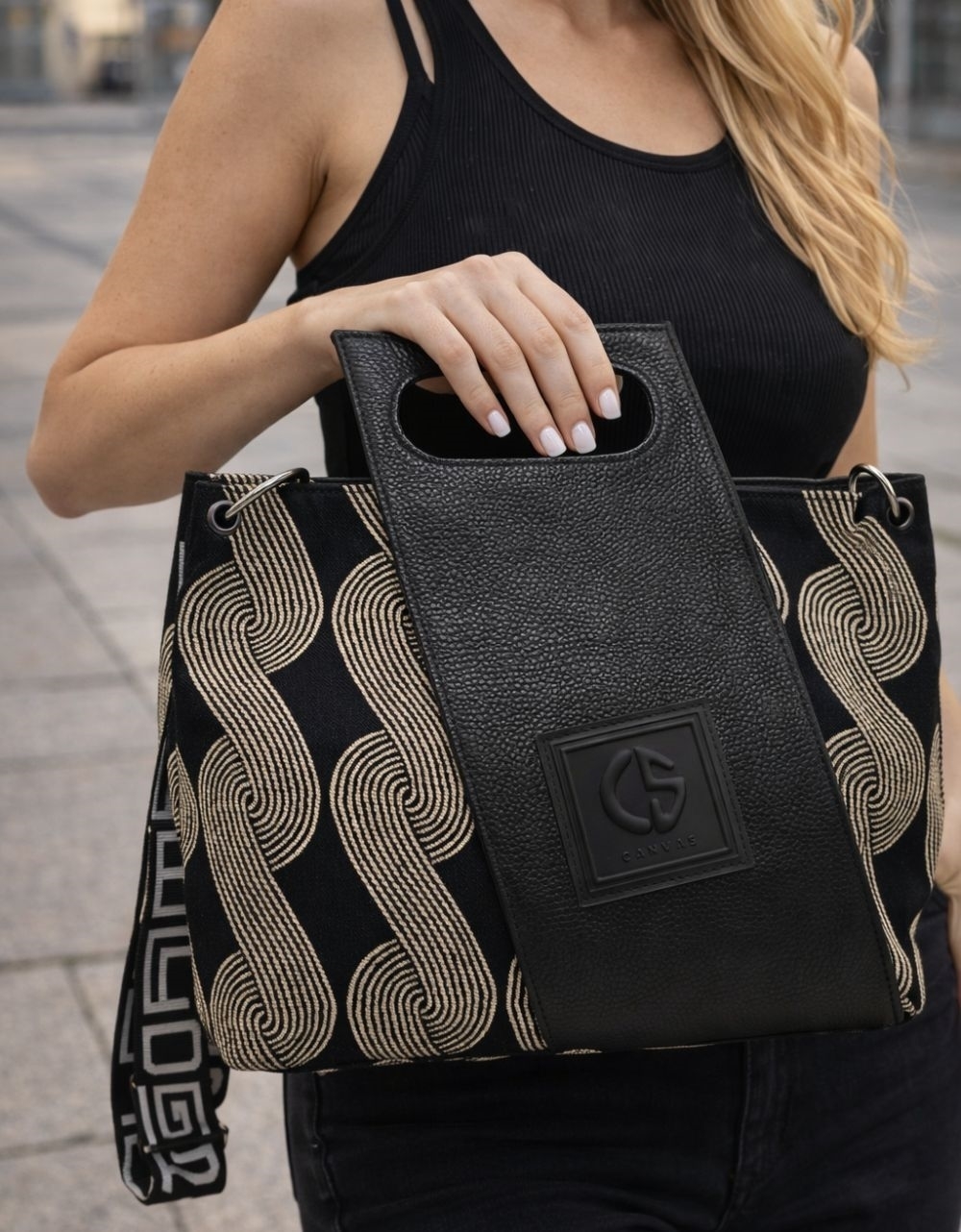 Εικόνα από Xειροποίητη τσάντα χειρός ARISTA Μαύρο/Μπέζ