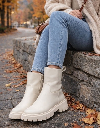 Εικόνα της Basic μονόχρωμα μποτάκια με τρακτερωτή σόλα Πάγου