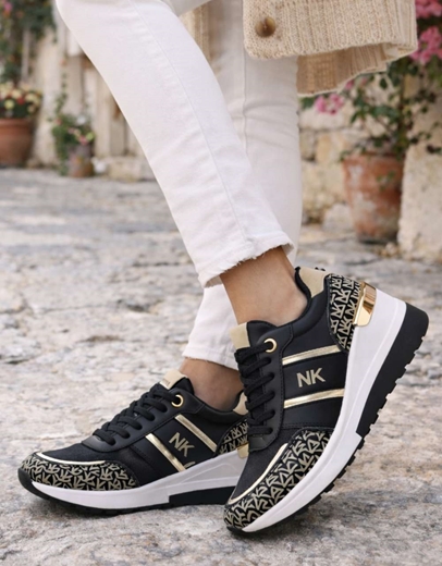 Εικόνα της Γυναικεία sneakers με διπλή σόλα στο πίσω μέρος Μαύρο/Χρυσό