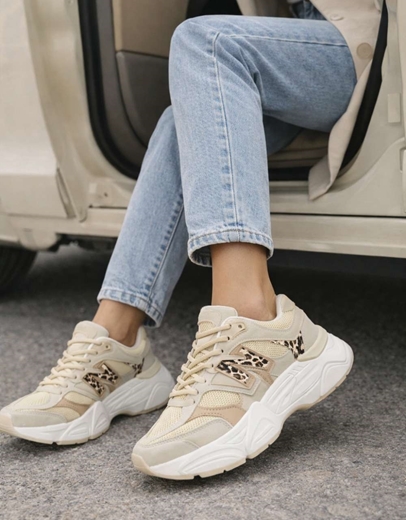 Εικόνα της Sneakers με chunky σόλα και σχέδιο με διχρωμία Λεοπάρ