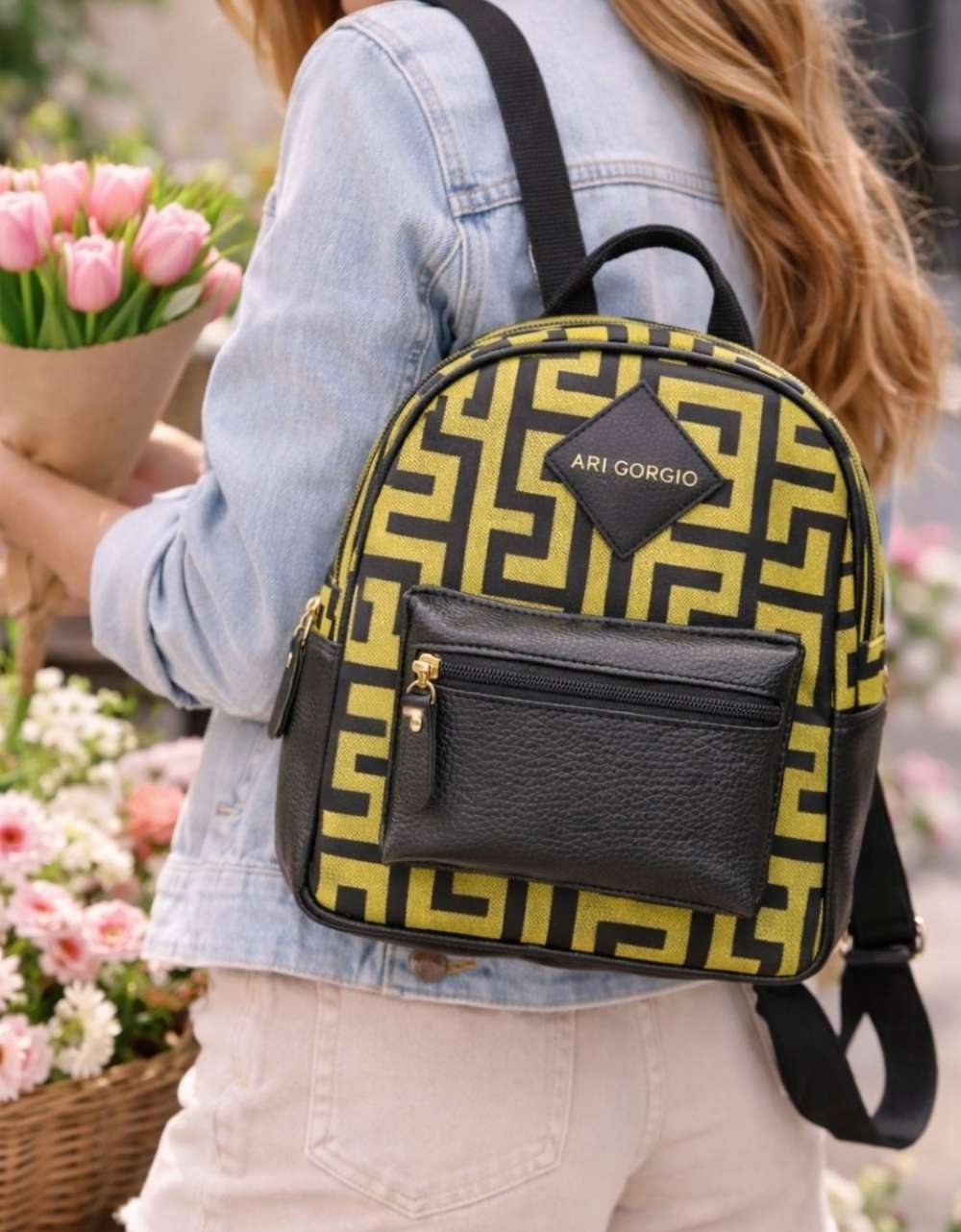 Εικόνα από Χειροποίητο σακίδιο πλάτης με μαίανδρο Χρυσό