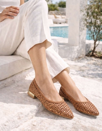 Εικόνα της Γυναικεία γοβάκια με πλέξη σε chic γραμμή Ταμπά