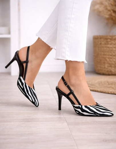 Εικόνα της Open heel γόβες Ελληνικής κατασκευής με λεπτό τακούνι Ζέμπρα