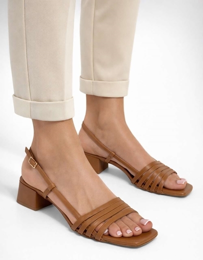 Εικόνα της Πεδίλα Ελληνικής κατασκευής με φάσα από λουράκια Ταμπά