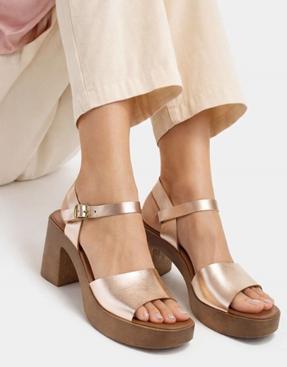 Εικόνα της Δερμάτινα πέδιλα Ελληνικής κατασκευής με τετράγωνο τακούνι Χαλκός