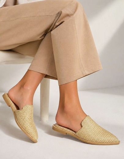 Εικόνα της Mules μυτερά ψάθινα flat Ελληνικής Κατασκευής Πούρο