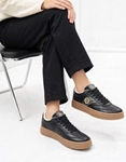 Εικόνα από Γυναικεία sneakers δίπατα με λεπτομέριες animal print Μαύρο