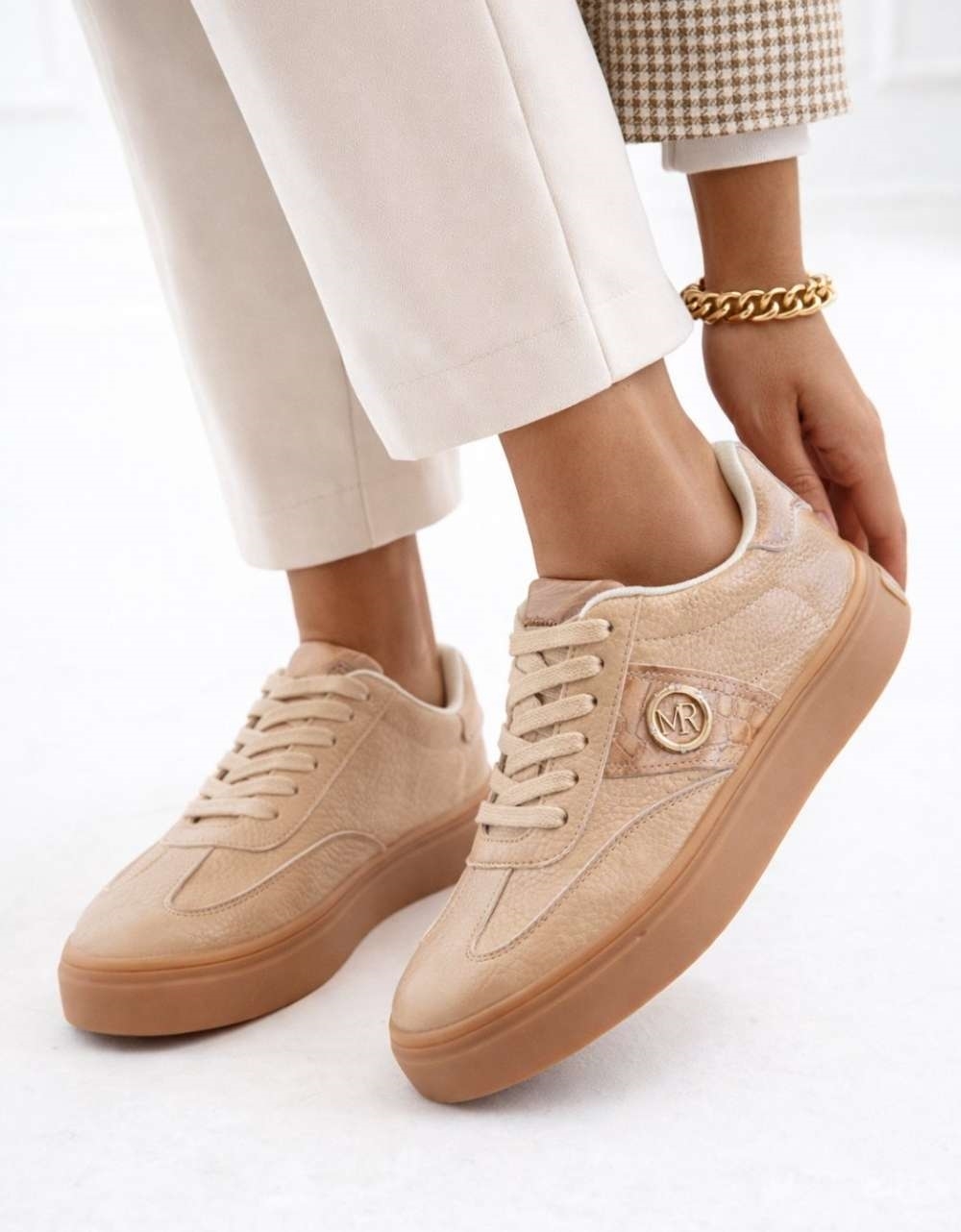 Εικόνα από Γυναικεία sneakers δίπατα με λεπτομέριες animal print Μπεζ