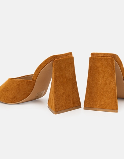 Εικόνα της Γυναικεία mules suede με τακούνι καμπάνα Κάμελ
