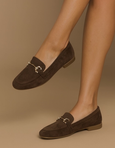Εικόνα της Δερμάτινα loafers Ελληνικής κατασκευής με αγκάφα strass
