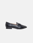Εικόνα από Flat μονόχρωμα loafers με διακοσμητική αγκράφα Μαύρο